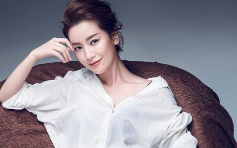 美女明星李晟桌面超清壁纸第2张