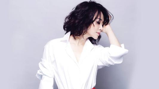 性感美女许晴白衬衫电脑桌面壁纸下载第1张