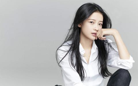 林省通化市集安女明星孙怡清新甜美写真桌面壁纸第4张