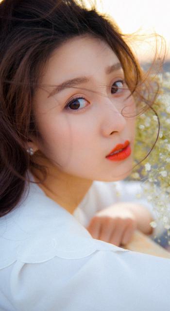 高清山东青岛职业模特王子璇户外迷人写真iPhone6Plus高清壁纸第3张