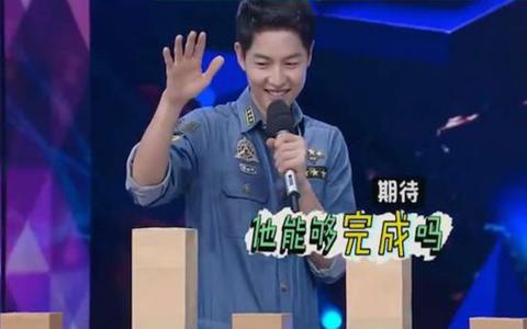 韩国人气甜美李多海桌面壁纸第3张