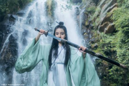 山林瀑布自然风景高清桌面壁纸下载第0张