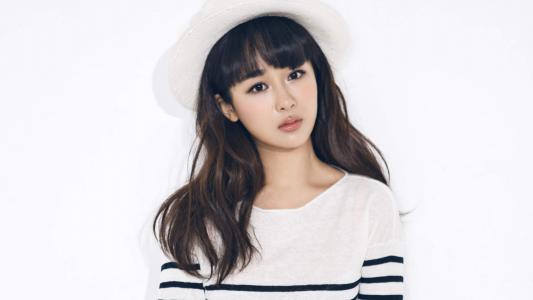 高清中国内地影视北京女演员杨紫温婉雅致写真图片桌面壁纸第0张