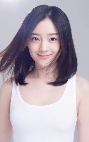 美女何花图片 _ 第(1)张