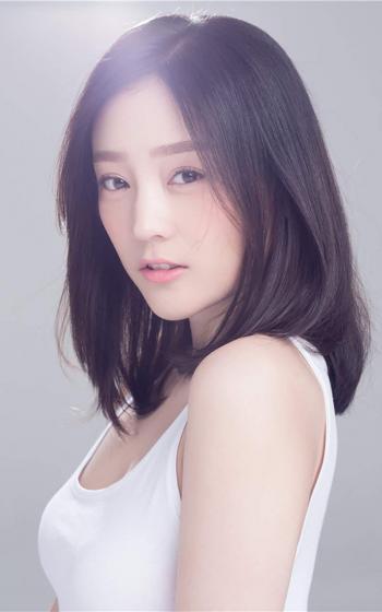 美女何花图片 _ 第(2)张
