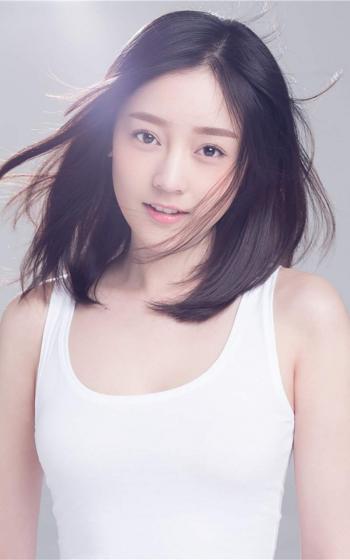 美女何花图片 _ 第(6)张