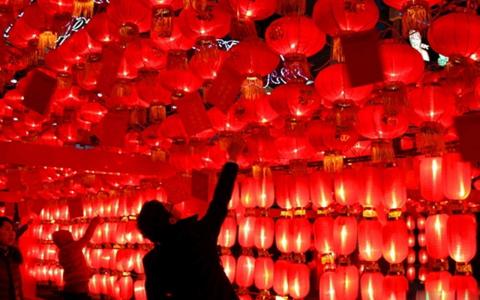 可爱卡通元旦节日图片桌面壁纸第3张