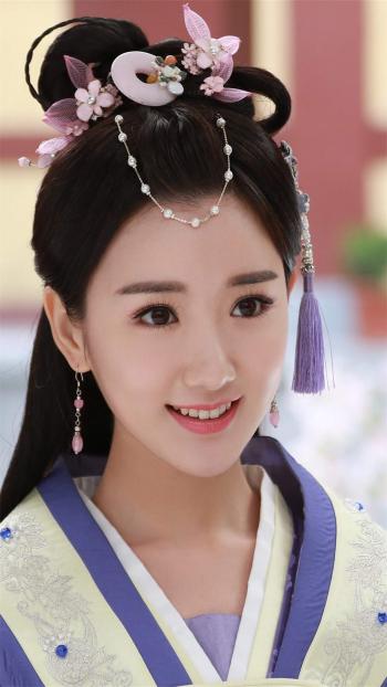 高清中国天津女演员《锦绣未央》毛晓彤古装精美剧照高清手机壁纸下载第2张