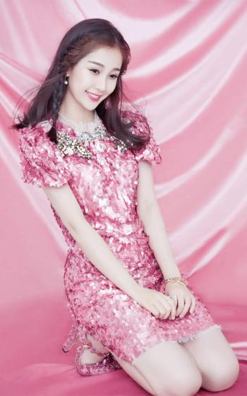 高清中国内地美女虞书欣甜美运动风写真图片第2张
