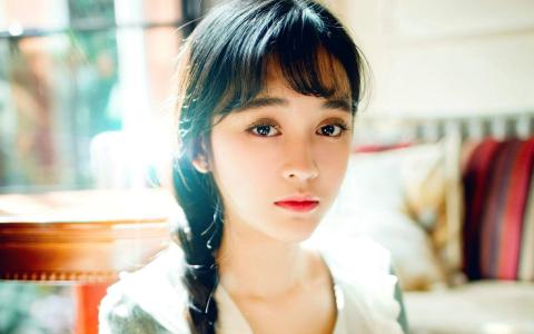 女神刘亦菲优雅性感桌面壁纸图片第3张