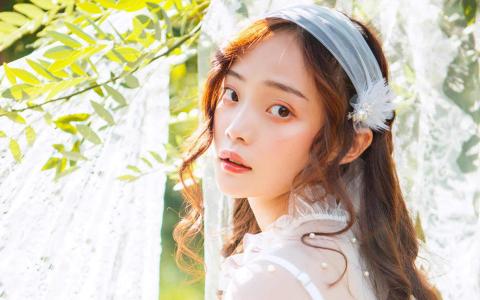 性感美女许晴白衬衫电脑桌面壁纸下载第6张