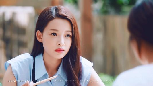 林省通化市集安女明星孙怡清新甜美写真桌面壁纸第4张