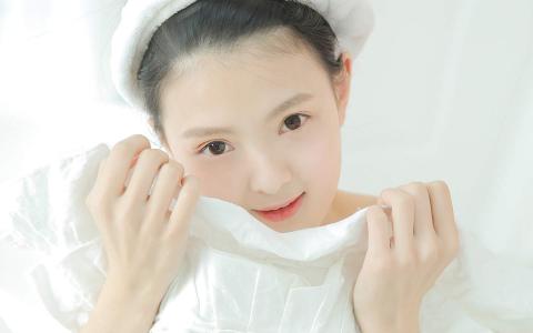 性感美女许晴白衬衫电脑桌面壁纸下载第1张