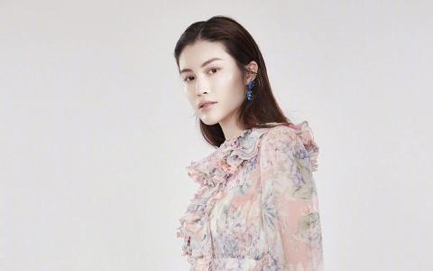 超模何穗图片 _ 第(5)张