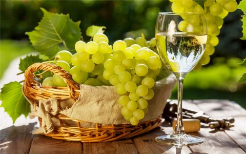 清新美味葡萄酒与葡萄高清桌面壁纸下载第6张
