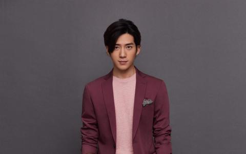 中国内地影视男演员井柏然帅气时尚高清写真桌面壁纸第2张
