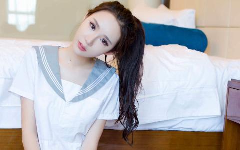 漂亮大陆台湾学生妹制服诱惑高清电脑桌面壁纸第2张
