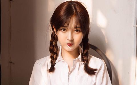粉嫩小女生图片 _ 第(2)张