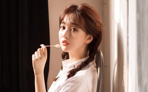 粉嫩小女生图片 _ 第(5)张