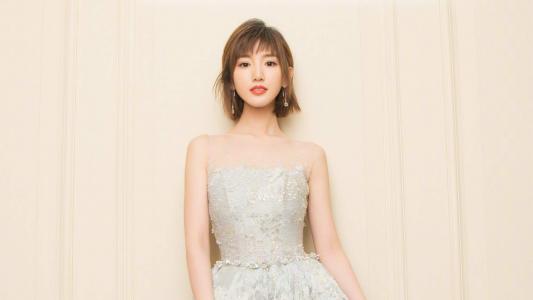 性感美女许晴白衬衫电脑桌面壁纸下载第3张
