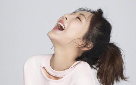 高清中国内地影视北京女演员杨紫温婉雅致写真图片桌面壁纸第1张