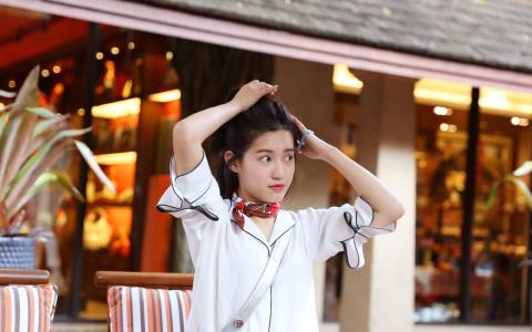 美女苏青图片 _ 第(7)张