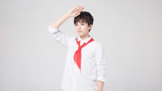 侯明昊图片 _ 第(1)张