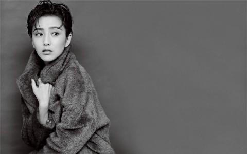 高清中国内地新疆伊犁影视女演员佟丽娅美艳性感高清桌面壁纸第3张