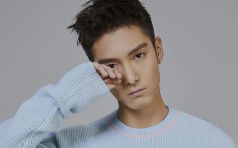 高清浙江省杭州男明显盛一伦时尚杂志帅气写真高清图片壁纸第0张