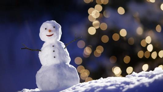 可爱的小雪人图片高清宽屏桌面壁纸第2张