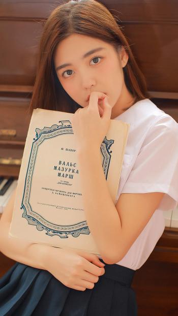 性感美女高兮妍抚媚诱惑迷人写真图片合集(二)第0张