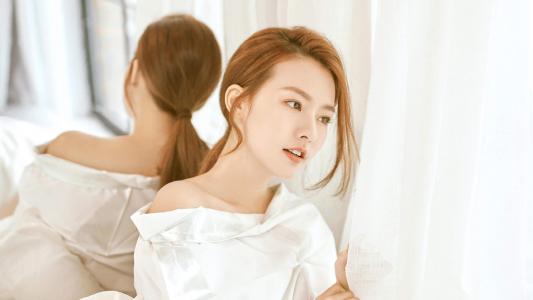 高清台湾女演员陈语安《男人装》性感魅惑写真图片陈语安图片第1张