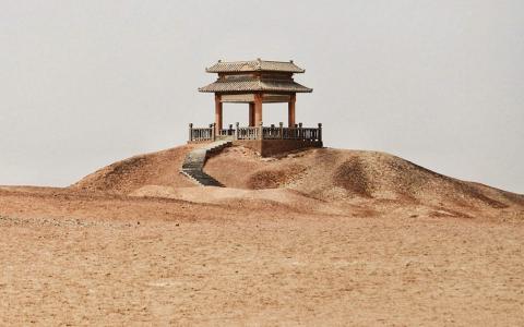 苍凉敦煌唯美沙漠风光高清桌面壁纸第3张