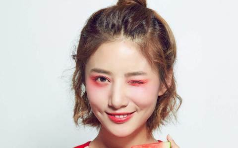 中国内地山东济南女演员吴优清新俏皮夏日写真图片桌面壁纸第1张
