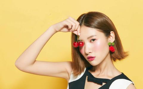 中国内地山东济南女演员吴优清新俏皮夏日写真图片桌面壁纸第2张