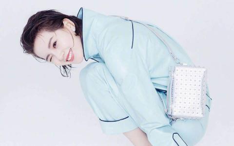 刘诗诗清新甜美写真图片桌面壁纸第0张