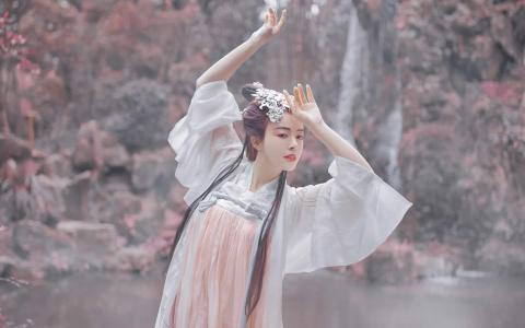 汉服美女图片 _ 第(8)张