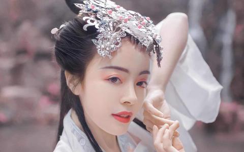 汉服美女图片 _ 第(10)张