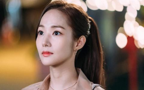 高清韩国首尔美女李敏镐《蓝色大海的传说》高清衬衫帅气剧照图片桌面壁纸第2张