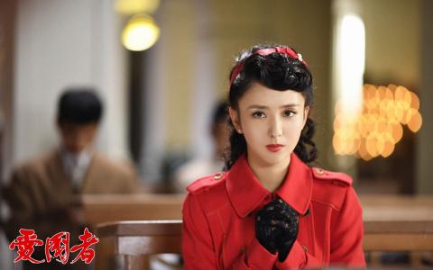 高清中国内地新疆伊犁影视女演员佟丽娅美艳性感高清桌面壁纸第1张