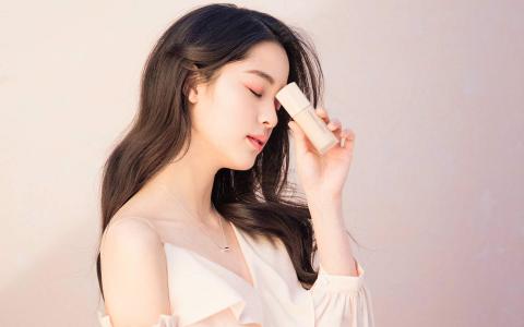 大陆内地台湾台北女演员欧阳娜娜甜美可人高清桌面壁纸第2张