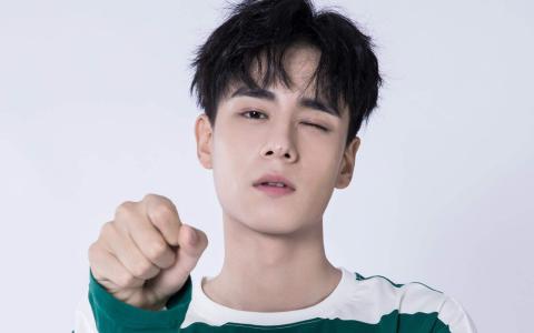胡一天图片 _ 第(8)张