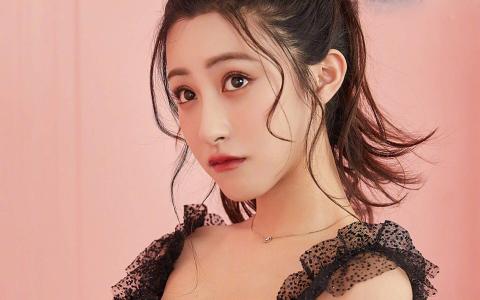 高清上海美女朱圣祎甜美阳光时尚街拍图片第6张