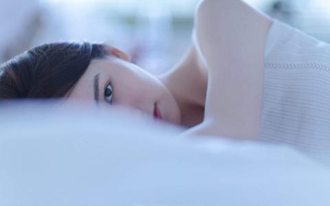酷炫红色跑车图片高清电脑壁纸第1张