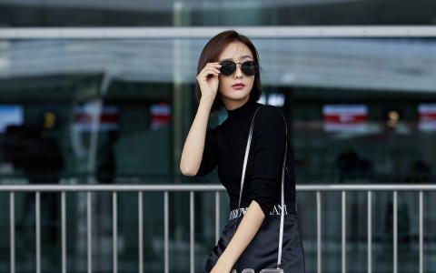 高清中国内地新疆伊犁影视女演员佟丽娅美艳性感高清桌面壁纸第2张