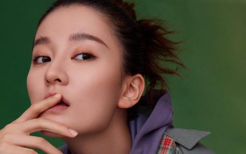 高清中国内地黑龙江省哈尔滨女演员乔欣甜美养眼写真图片桌面壁纸第0张