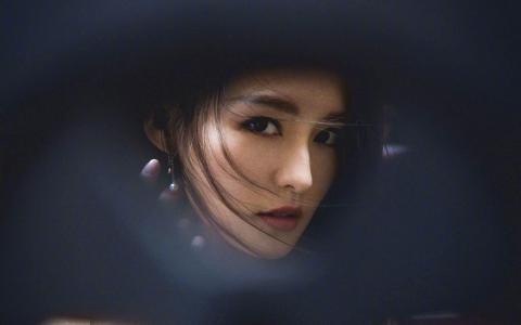 中国内地江苏省苏州市影视女演员电视剧《锦绣南歌》李沁帅气高清手机壁纸第0张