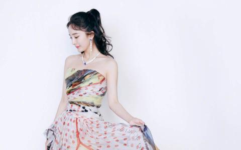 中国内地北京影视女演员杨幂气质性感高清桌面壁纸第2张