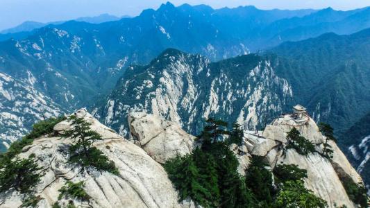 华山长空栈道图片：分分钟治愈恐高患者（图）第4张