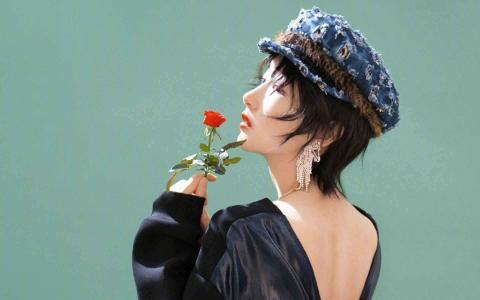 高清中国内地影视河北省石家庄女演员周冬雨甜美小清新高清桌面壁纸第2张